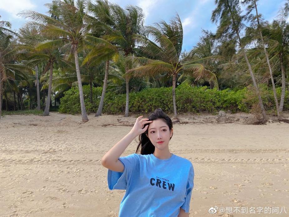 想不到名字的阿八cos集：美图摄影图包分享